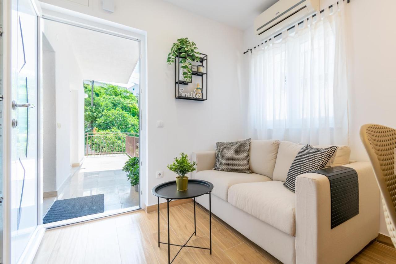 Apartmani Zora Makarska Bagian luar foto