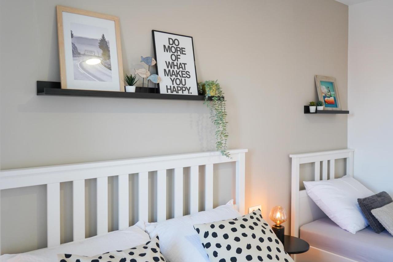 Apartmani Zora Makarska Bagian luar foto