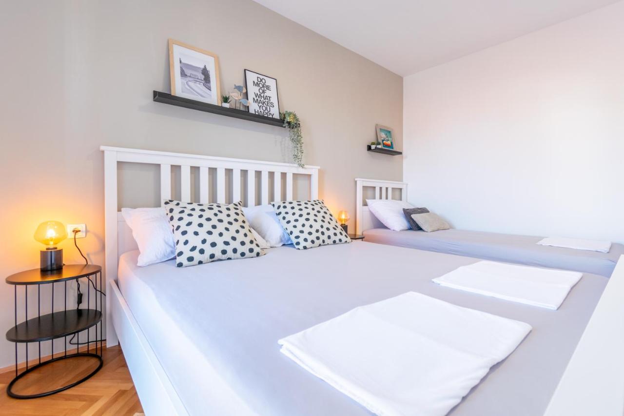 Apartmani Zora Makarska Bagian luar foto