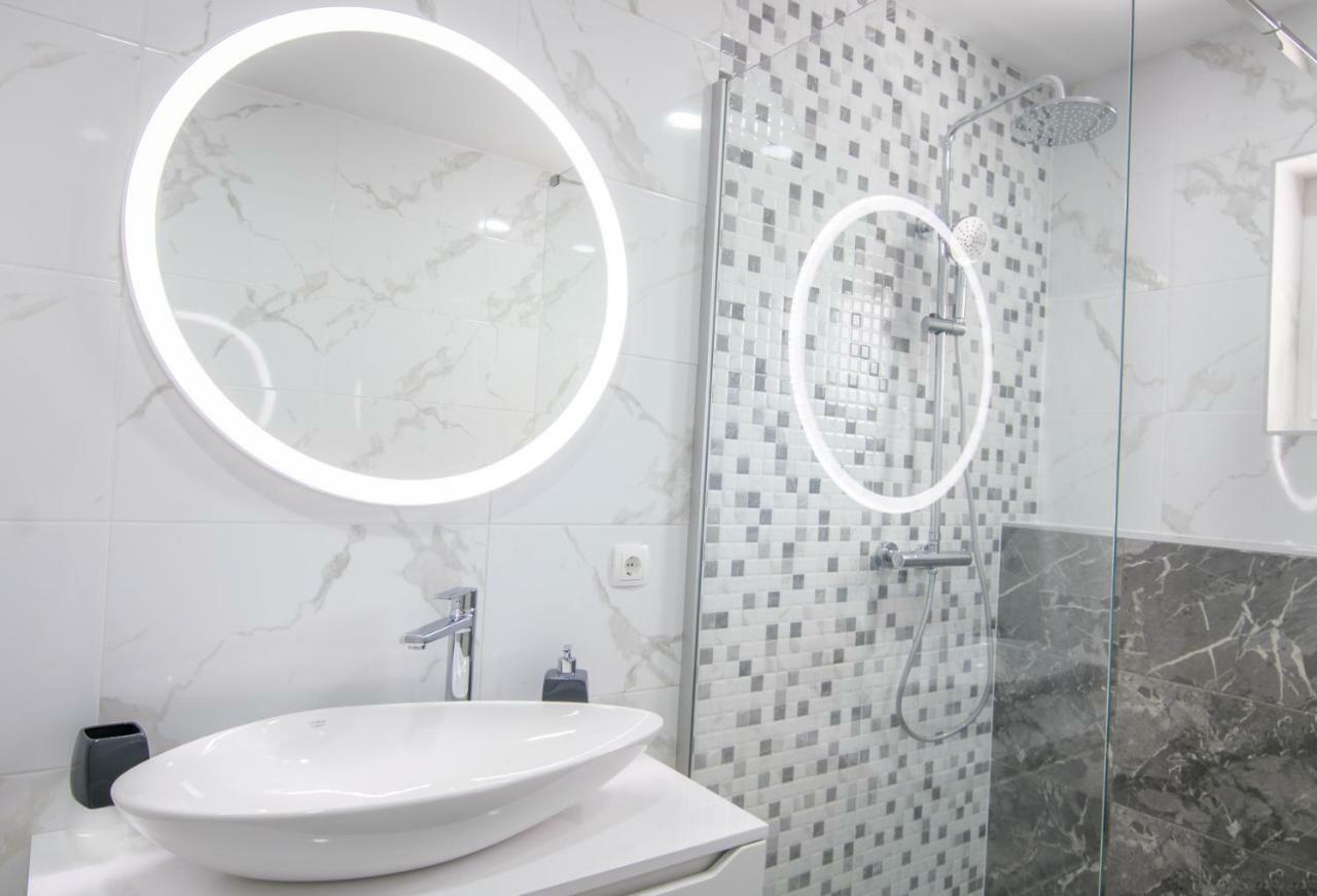 Apartmani Zora Makarska Bagian luar foto