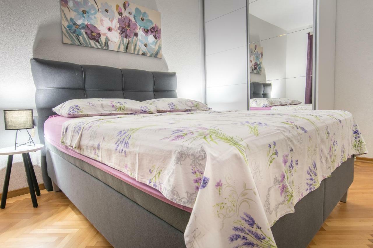Apartmani Zora Makarska Bagian luar foto