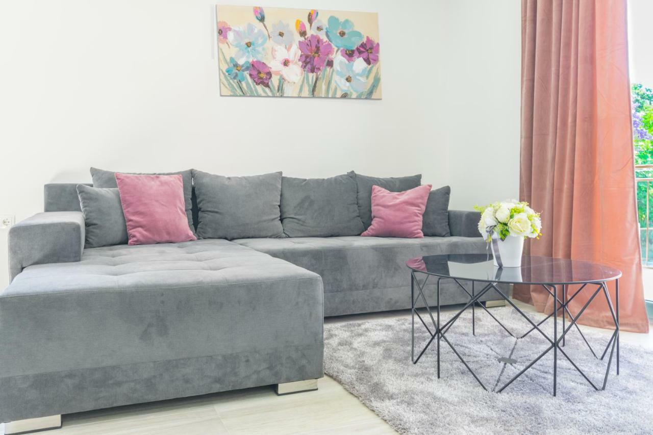 Apartmani Zora Makarska Bagian luar foto